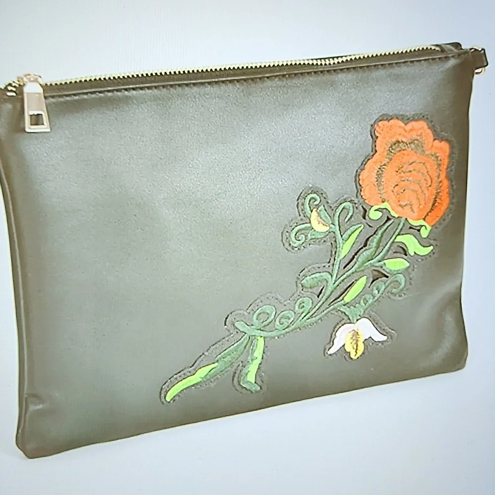 Avon Bow & Hello 3am Embroidered Crossbody/Clutch Bag Set